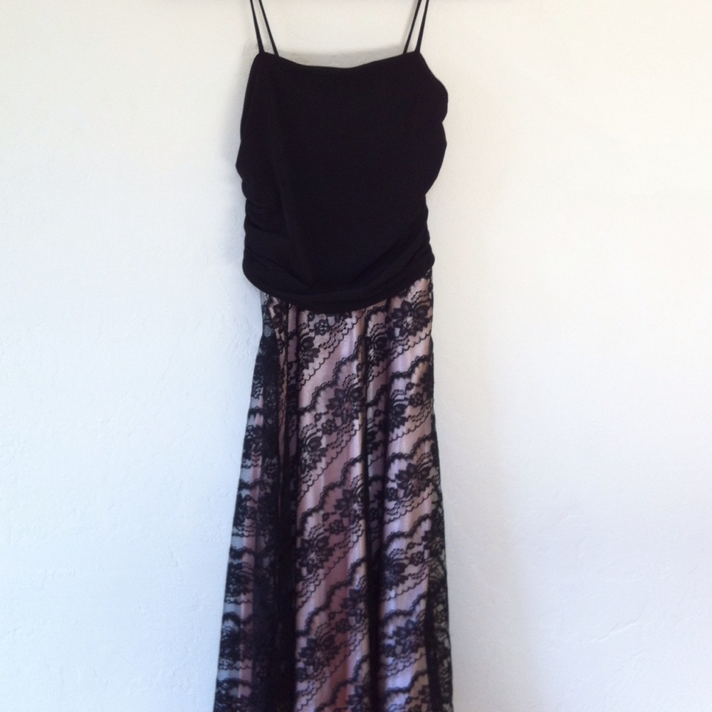 Black and pink lace dress